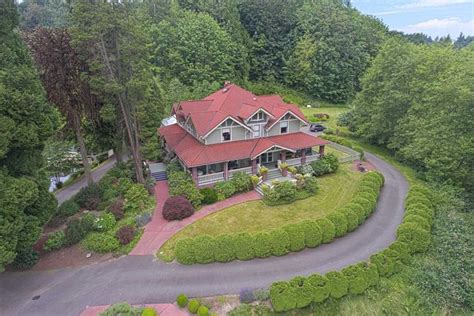 Historic Auburn House On 37 Acres Wprivate Lake Houses For Rent In