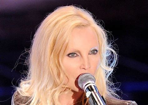 Cena Dautore Al Caf Les Paillotes Di Pescara Con Patty Pravo In Concerto Pescaralive