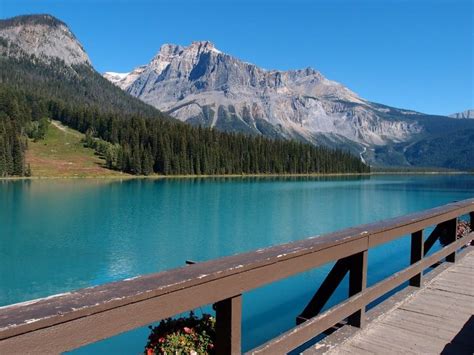 9 Most Amazing Lakes In Canada That Will Take Your Breath Away Beauty