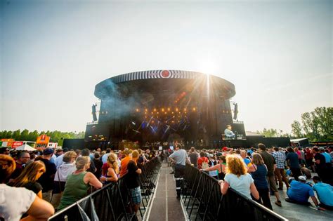 Sir paul mccartney est la tête d'affiche du festival d'un jour, qui se tiendra le dimanche 21 juin dans le parc du festival à werchter. TW Classic 2020 onthult Kaiser Chiefs, Sinéad O'Connor en ...
