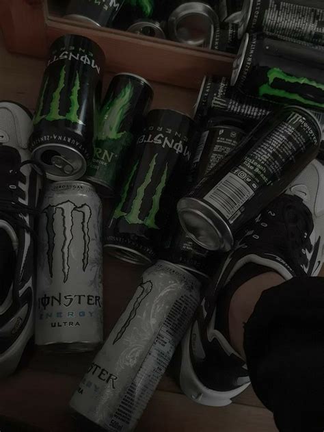 𝕞𝕚 𝕝𝕚𝕟𝕕𝕠 𝕘𝕒𝕥𝕚𝕥𝕠 Aesthetic Indie Grunge Photography Monster Energy