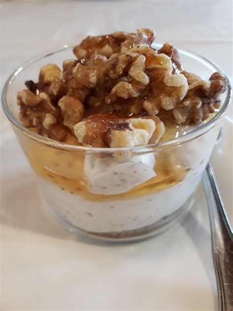 Griechischer Joghurt mit Honig und Nüssen von Julesternchen8