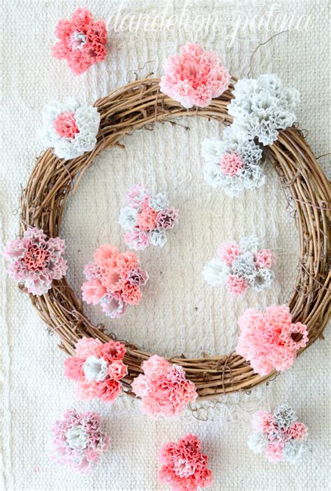Are you for or against liners when baking cupcakes and/or muffins? DIY Cupcake Liner Wreath - Dandelion Patina