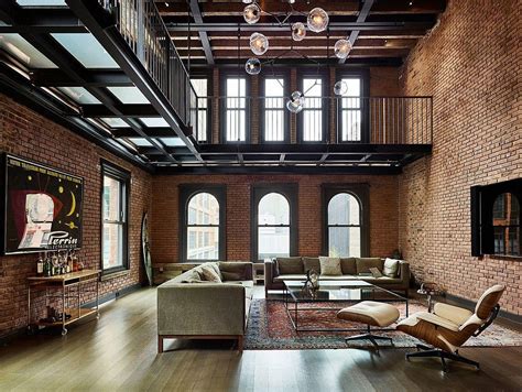 Modern Industrial 1890 New York Apartment Turned Into Decoratorist