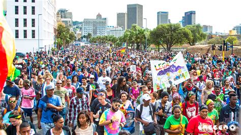 File:Cape Town 2016 May 7 South Africa crowd 2.jpg - Cannabis