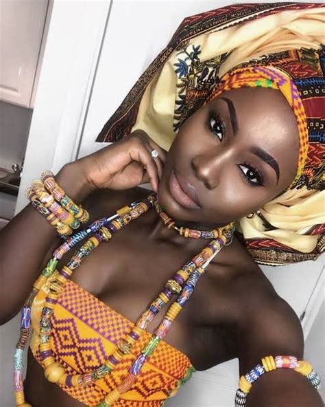 africa facts zone on twitter ghanaian ashanti women in their traditional attires 🇬🇭