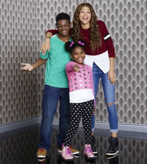 Kc Undercover Kc Ernie And Judy Kc Undercover Outfits Style K C