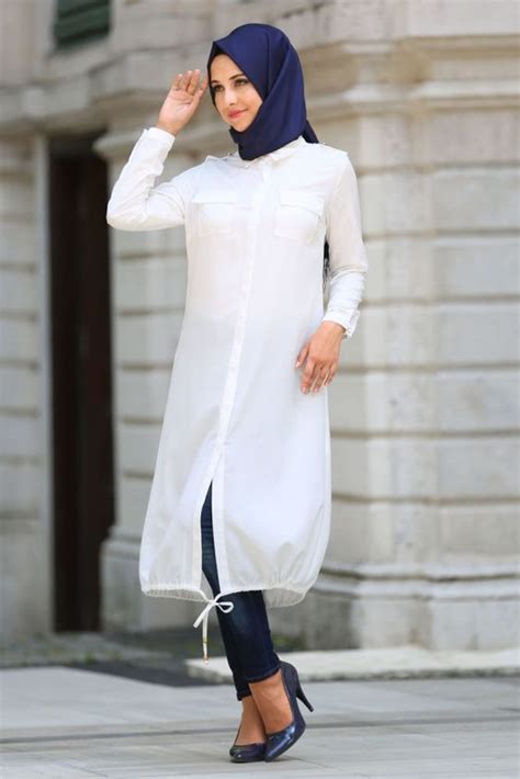 Model baju lebaran ootd wanita dan remaja muslim terbaru. 9 OOTD Hijab Dengan Baju Putih Cocok untuk Lebaran - Womantalk