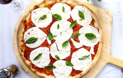 Margherita Pizza Or Margarita Pizza Local Pizza Delivery Near Weehawken