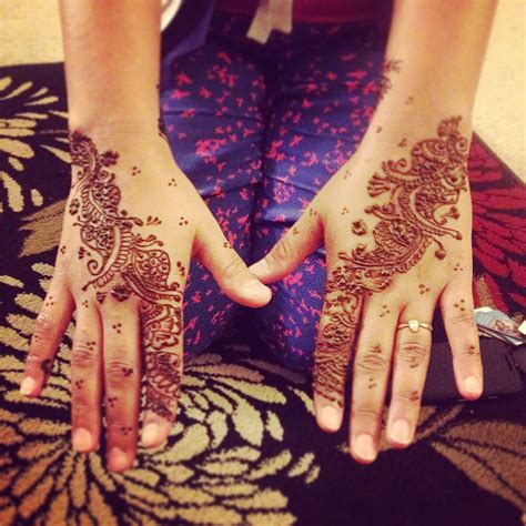 Henna Henna Hand Tattoo Hand Tattoos Design