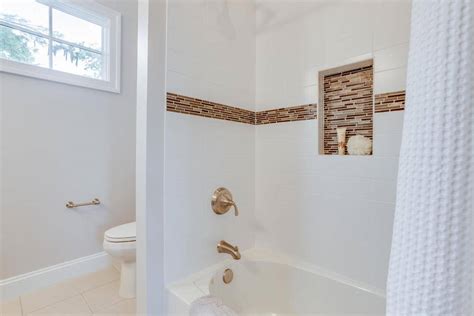 You still have to factor in the cost of material which could come at a discount or actually cost more depending on the contractor. 2021 Reglazing Bathroom Tile Costs | Tile Reglazing Prices ...