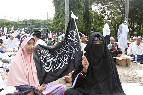 Anti Ahok Protests Recalled At Jakarta Rally Uca News