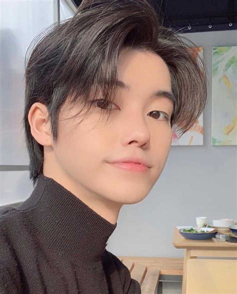 Haircut 2021 Men Korean : 10 Korean Hairstyle 2020 Male - Undercut