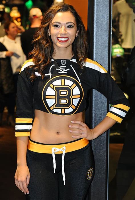 Boston Bruins Ice Girls Ice Girls Hockey Girls Hot Cheerleaders
