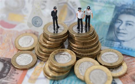 London Capital & Finance mini-bond investors to be taxed on lost life savings