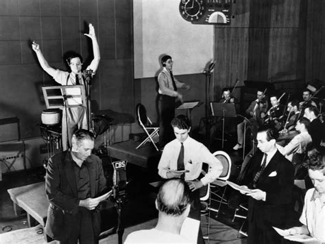 The Infamous War Of The Worlds Radio Broadcast Was A Magnificent