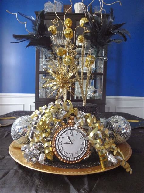 25 Glamorous Party Table Settings For New Years Eve Gravetics New