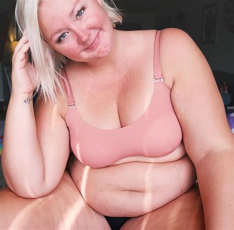 Models Who Gained Weight Are Sharing Before And After Pics To Promote Self Love
