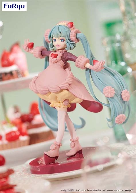 Hatsune Miku Strawberry Chocolate Sweetsweets Series Figure