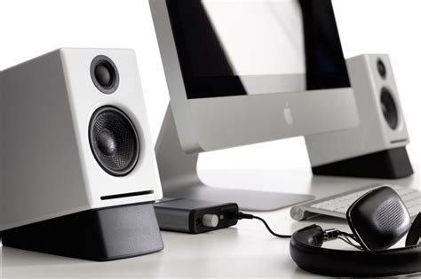 4 Best Wireless Computer Speakers In 2021