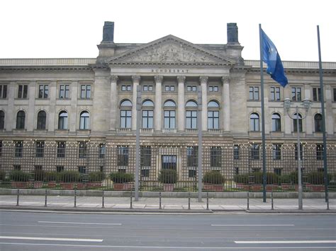 It is the upper house and acts mainly in an advisory capacity, since political power resides. File:Berlin - Herrenhaus-Bundesrat 2.jpg - Wikimedia Commons