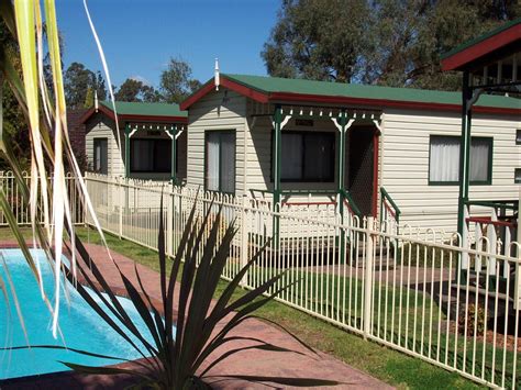 Parkes Country Cabins Nsw Holidays And Accommodation Things To Do