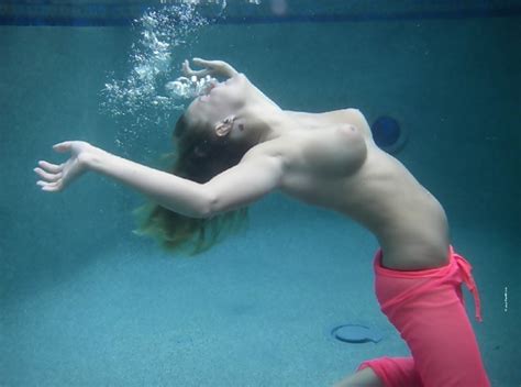 Underwater Erotic Pics Pic Of