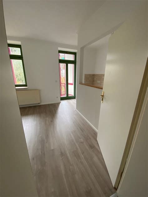 Die wohnung ist ausgestattet mit einem wohnzi Erste gemeinsame Wohnung | Mietwohnungen Chemnitz | 3 ...