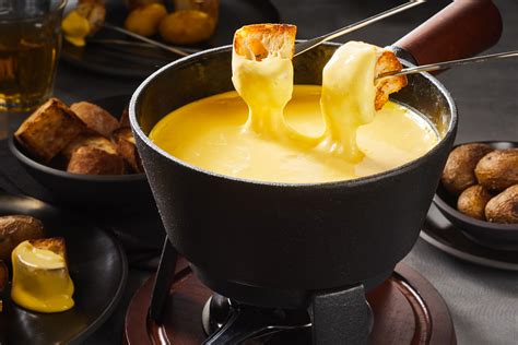 K Stliches Schweizer K Sefondue Rezept Vino Culinario