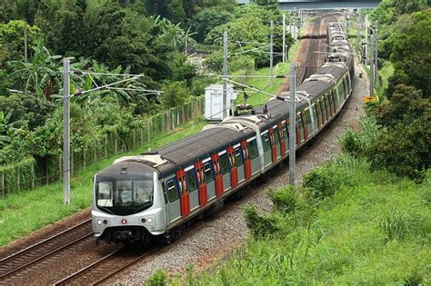 Mtr Begins Trial Operations For East Rail Line Cross Harbour Extension