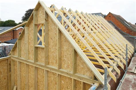 Roof Rafters Vs Trusses Which Is Best A To Z Roofing
