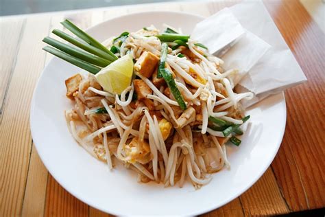 8305 15th ave nw seattle, wa 98117 tel. Our Favorite Thai Restaurants in Seattle - Food and Drink ...