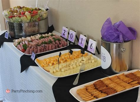 Decorate the food with the honoree's favorite sport. Art Theme Graduation Party - Graduation Party Ideas - Food Recipes