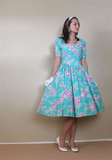 vintage laura ashley dress laura ashley vintage dress laura ashley fashion floral fashion