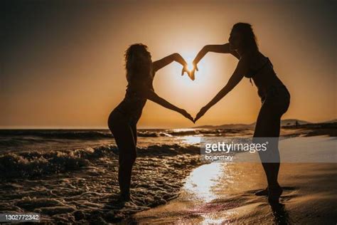 Lesbian Couple Silhouette Photos And Premium High Res Pictures Getty Images