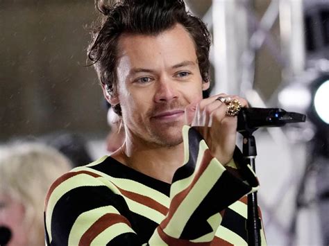 Everything Harry Styles Has Said About His Sexuality And Gender Fluid Fashion