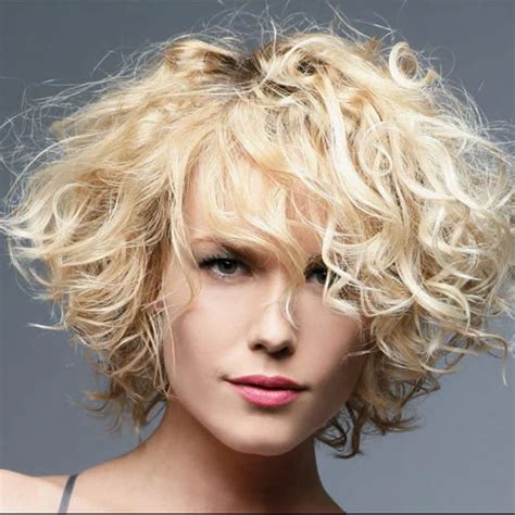One of the main trends of the upcoming 2019 is licked hair. Curly Short Hairstyles for Women 2021 - Hair Colors