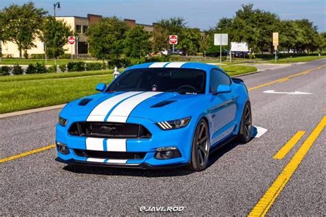 Pin By Paul On Grabber Blue 2017 Mustang White Stripes Mustang Cars