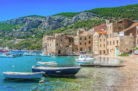 Retrouver toutes les infos indispensables à la préparation de votre voyage en croatie. La Croatie secrète : 10 sites à découvrir