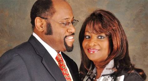 Thousands Gather To Memorialize Myles Munroe — Charisma News