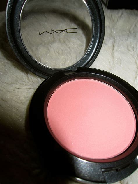 Favourite Beauty Products This Month March 2013 Mac Rosy Outlook Blush