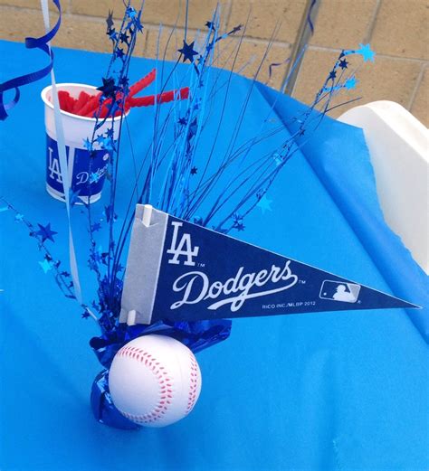 Easy And Cheap Dodgers Center Pieces Dodgers Birthday Party Center