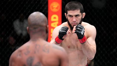 UFC 280 -- Charles Oliveira vs. Islam Makhachev: Fight card, odds
