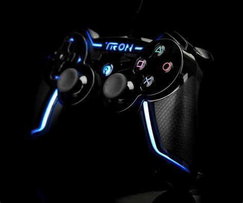 Xbox 360 And Ps3 Tron Controllers The Tech Journal
