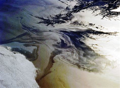 Filegulf Of Mexico Oil Spill Observed From The Iss Wikipedia
