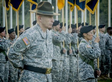 Us Army Drill Sergeant Academy Deputy Commandant Article The United