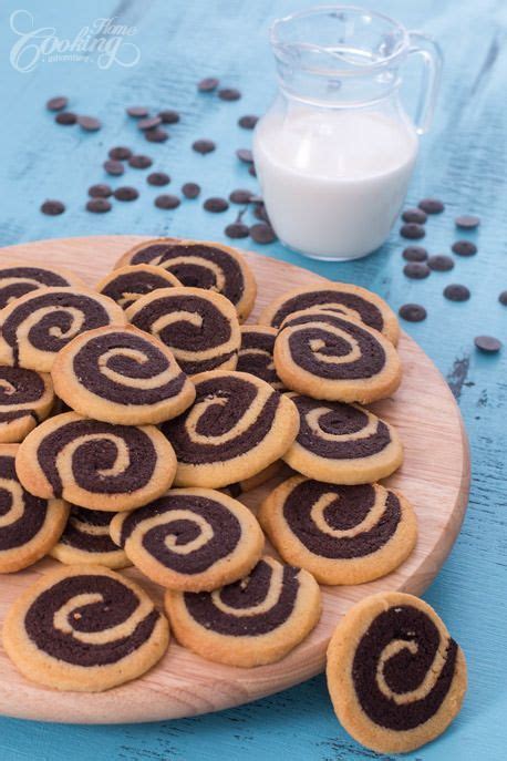 Vanilla And Chocolate Swirl Cookies Rich And Buttery With A Classic
