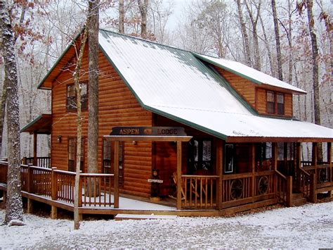 Find info here for the us. Luxury Cabins at Beavers Bend Resort Park, Broken Bow ...