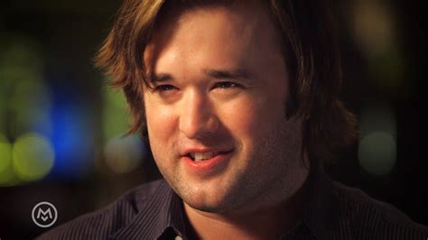 Последние твиты от haley joel osment (@haleyjoelosment). Haley Joel Osment Thinks Talking About Acting is Weird ...