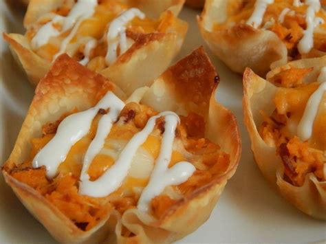 Heat remaining teaspoon of oil in skillet. BBQ chicken bacon and ranch wonton cups | Recipe | Wonton ...